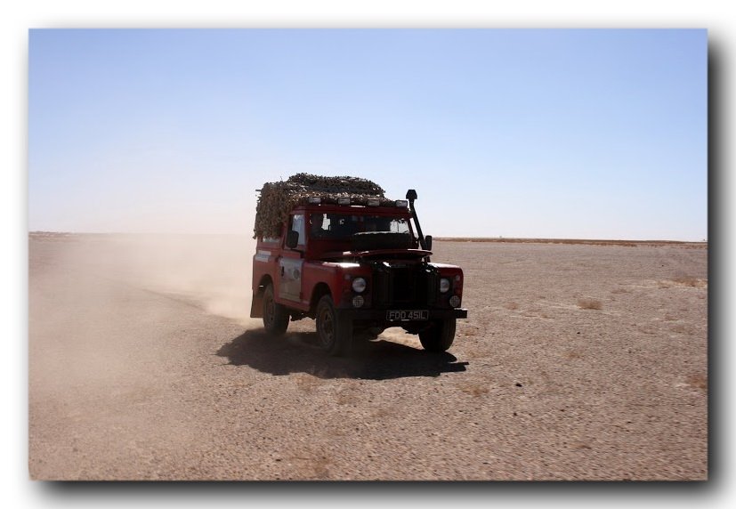 Red in Algeria during the Saharan Rally 2009