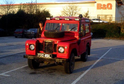 Red a few minutes after passing her first MOT in November 2008
